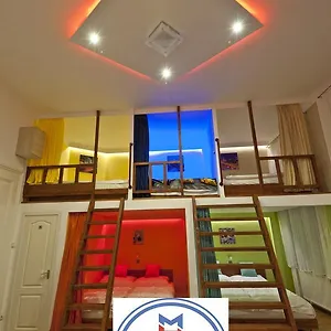 Metropolis Boutique Bed and Breakfast